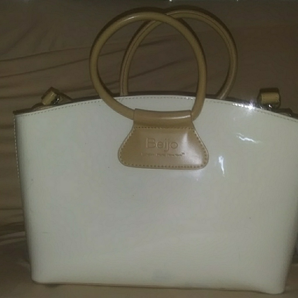 Beijo purses beige and cream